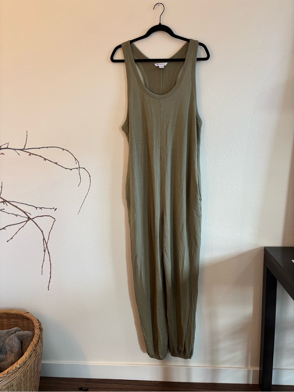 Athleta Hit Pause Jumpsuit size medium - Picture 3 of 9